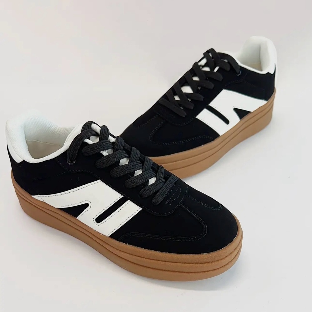 COLOR BLOCK PLATFORM SNEAKERS